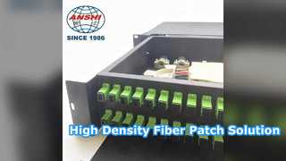 Solution efficace de montage en rack pour panneau de brassage fibre à 48 ports